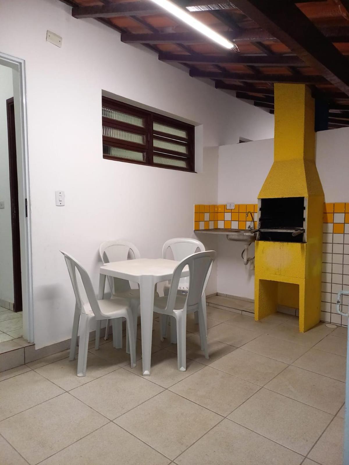 Casa de Férias Kitnet Completa 150 Mts Da *